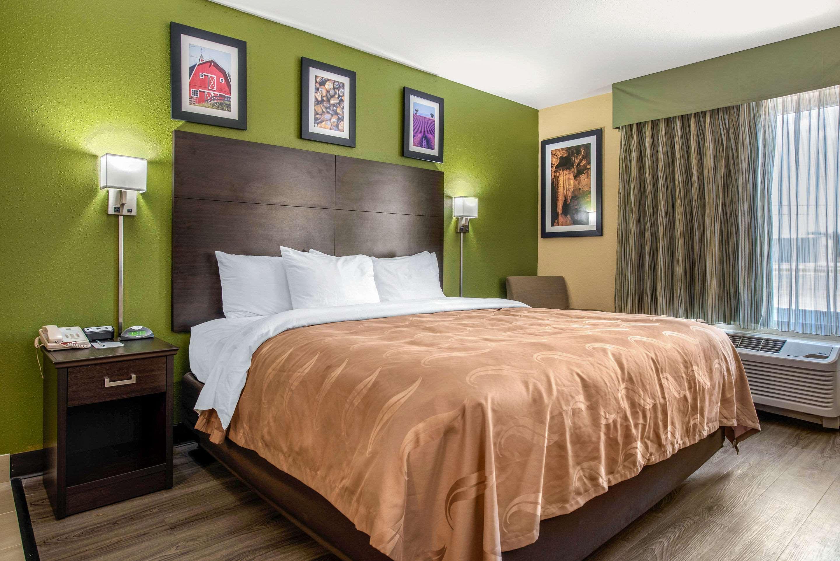 Quality Inn & Suites Brandenburg - Fort Knox Exterior foto
