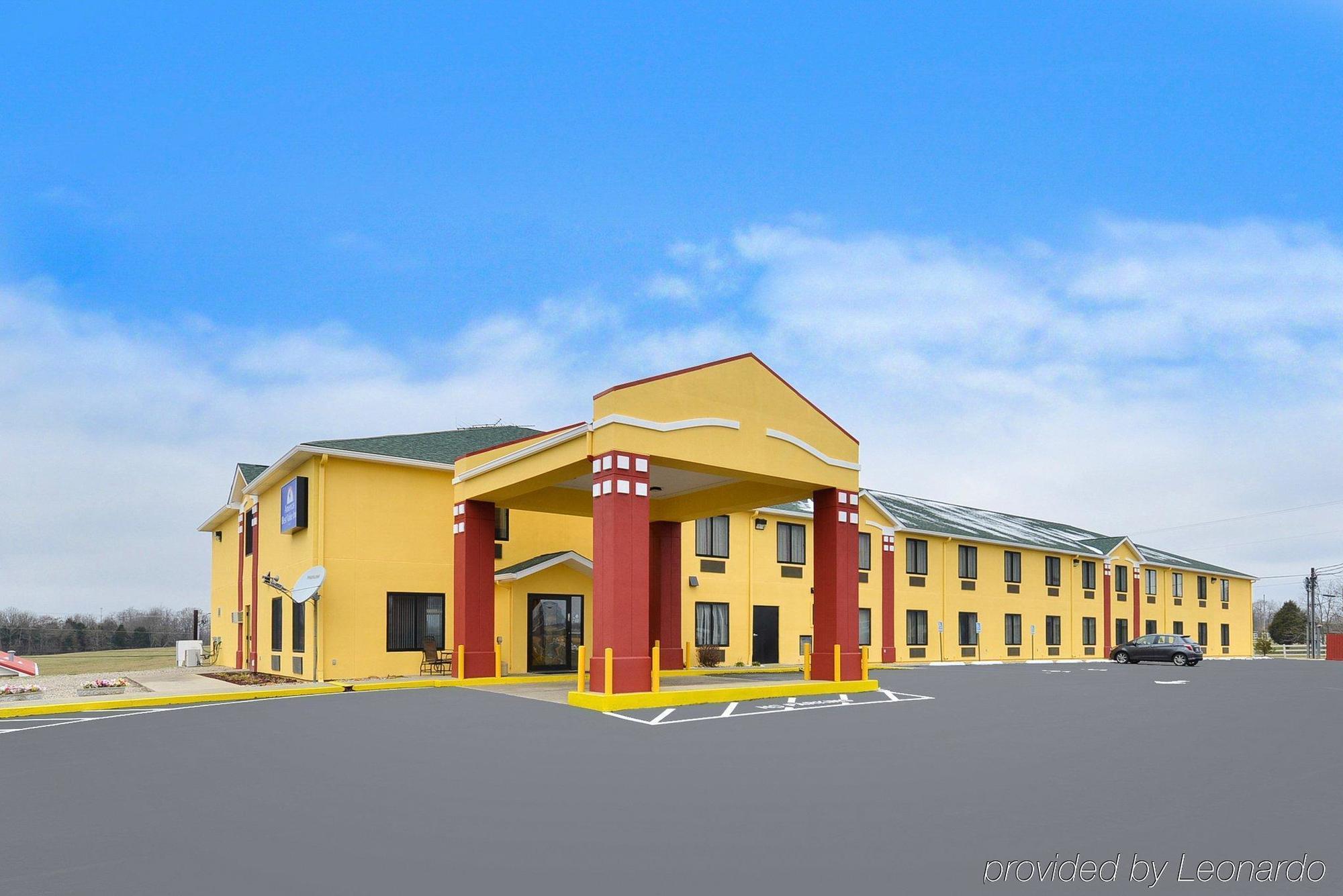 Quality Inn & Suites Brandenburg - Fort Knox Exterior foto