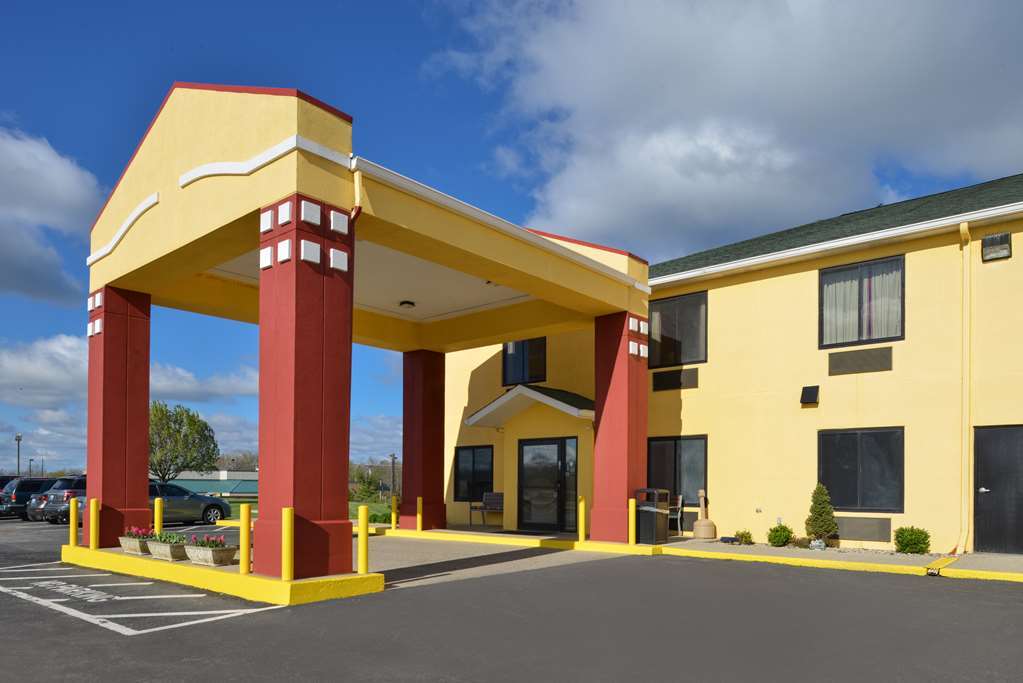 Quality Inn & Suites Brandenburg - Fort Knox Exterior foto