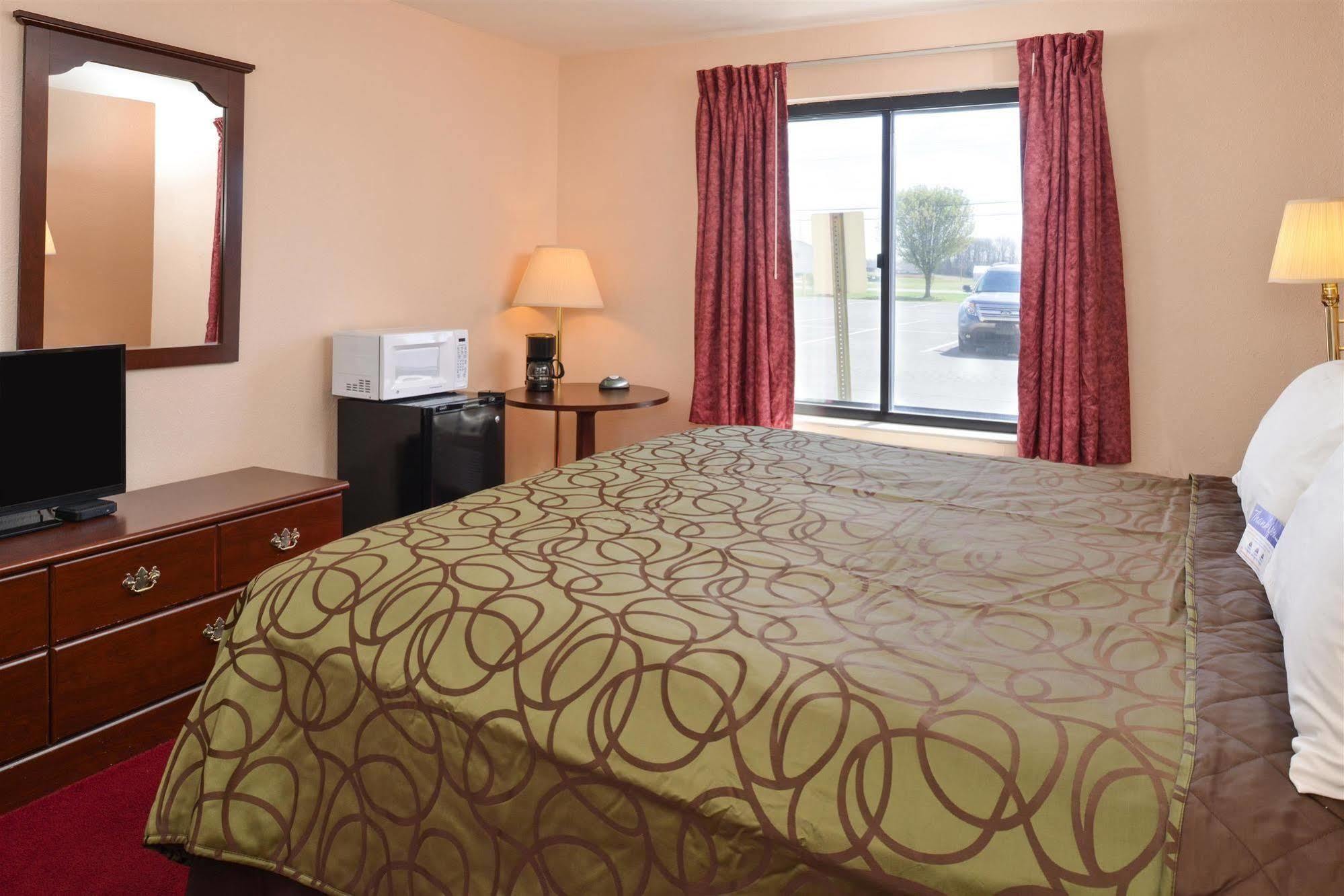 Quality Inn & Suites Brandenburg - Fort Knox Exterior foto